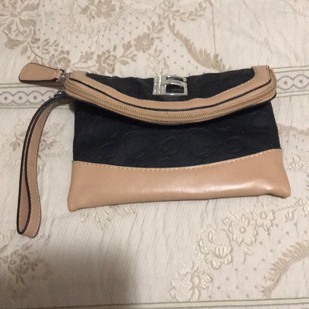 GUESS WRISTLET